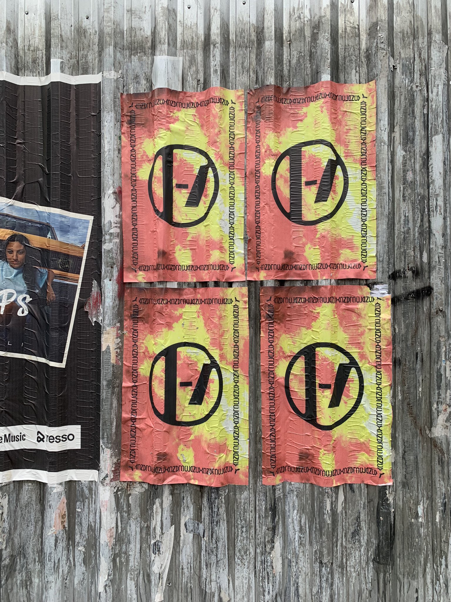 Alt text: Poster in Rio de Janeiro&quot;